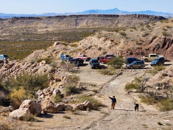 Multiple vehicles and SCRAGS members on field trip to SCRAGS claim